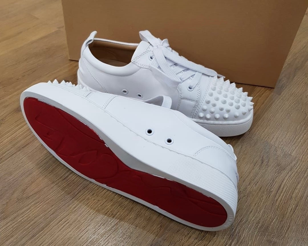 Bloody steps(white)