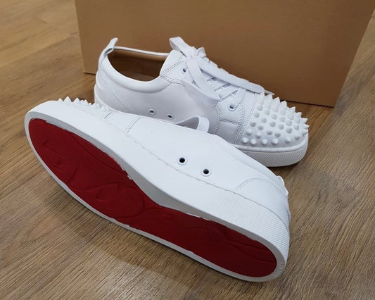 Bloody steps(white)